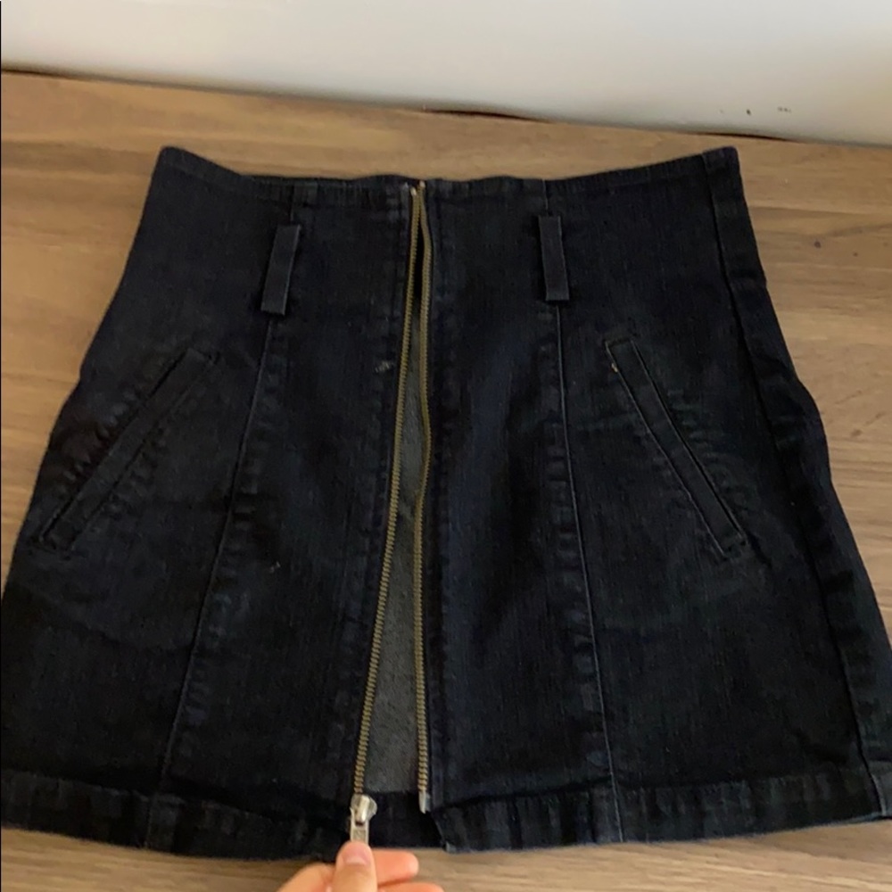 CARMAR skirt